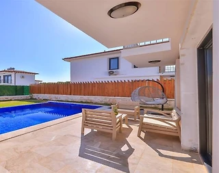 Kaş Andifli'de Yeşillikler İçerisinde, Özel Havuzlu, Konforlu Villa - 5