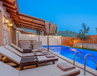 Kaş Bayındır'da Sakin Konumda, Özel Havuzlu, Taş Villa - 5