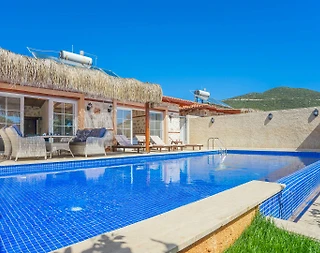 Kaş Bayındır'da Çekirdek Ailelere Uygun, Özel Havuzlu, Kiralık Villa - 1
