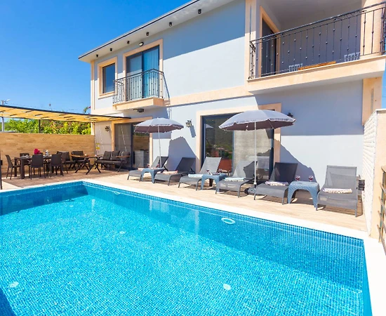 Kaş Bayındır'da Geniş Ailelere Uygun, Özel Havuzlu, 8 Kişilik Villa - 1
