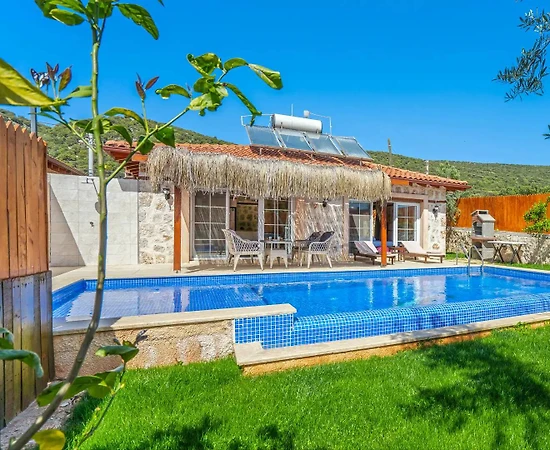 Kaş Bayındır'da Doğayla Baş Başa, Özel Havuzlu, Balayı Villası - 1