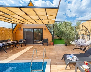 Kaş Bayındır'da Enfes Doğa Manzaralı, Özel Havuzlu, Ferah Bungalov - 2