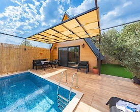 Kaş Bayındır'da Enfes Doğa Manzaralı, Özel Havuzlu, Ferah Bungalov - 3