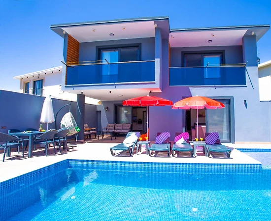 Kaş Bayındır'da Müthiş Doğa Manzaralı, Özel Havuzlu, Kiralık Villa - 1