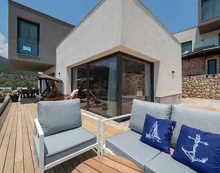 Kaş Belenli'de Muhteşem Manzaralı, Özel Havuzlu, Kiralık Villa - 2