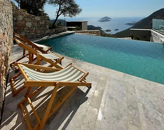 Kaş Belenli'de Muhteşem Manzaralı, Özel Havuzlu, Kiralık Villa - 1
