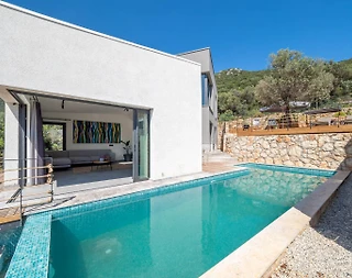 Kaş Belenli'de Sakin Konumda, Özel Havuzlu, Lüks Villa - 2