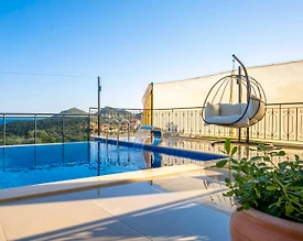 Kaş Belenli'de Sakin Konumda, Özel Havuzlu, Modern Villa - 3