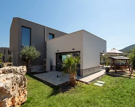 Kaş Belenli'de Tesis İçerisinde, Özel Havuzlu, 5+1 Lüks Villa - 2