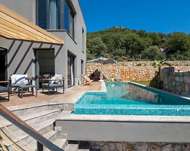 Kaş Belenli'de Tesis İçerisinde, Özel Havuzlu, Lüks Villa - 2