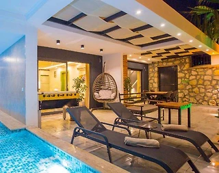 Kaş Bezirgan'da Eşsiz Doğa Manzaralı , Özel Havuzlu, Şık Villa - 1