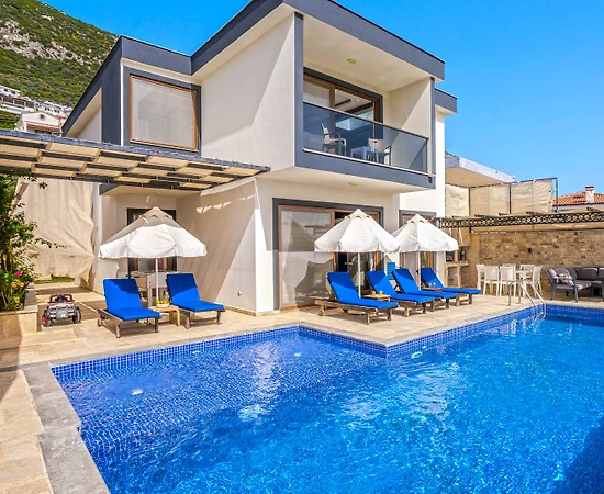 Kaş Bezirgan'da Büyüleyici Deniz Manzaralı, Özel Havuzlu, Kiralık Villa - 1