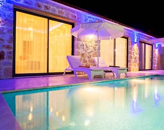 Kaş Bezirgan'da Çekirdek Ailelere Uygun, Özel Havuzlu, Tatil Villası - 1