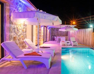 Kaş Bezirgan'da Çekirdek Ailelere Uygun, Özel Havuzlu, Tatil Villası - 2