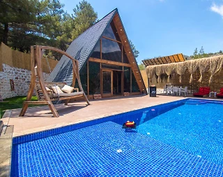 Kaş Bezirgan'da Çocuk Oyun Alanlı, Özel Havuzlu, Kiralık Bungalov - 1