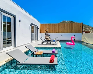 Kaş Bezirgan'da Dağ Manzaralı, Özel Havuzlu, Tatil Villası - 3