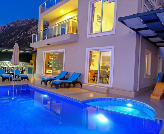 Kaş Bezirgan'da Deniz Manzaralı, Özel Havuzlu, 4+1 Villa - 1