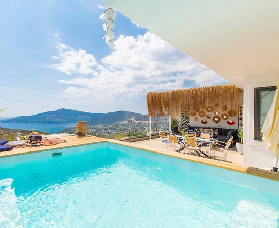 Kaş Bezirgan'da Deniz Manzaralı, Özel Havuzlu, Balayı Villası - 1