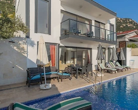 Kaş Bezirgan'da Deniz Manzaralı, Özel Havuzlu, Ferah Villa - 3