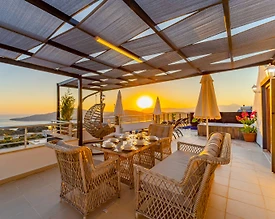 Kaş Bezirgan'da Deniz Manzaralı, Özel Havuzlu, Jakuzili, Geniş Villa - 3