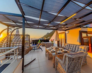 Kaş Bezirgan'da Deniz Manzaralı, Özel Havuzlu, Jakuzili, Geniş Villa - 4