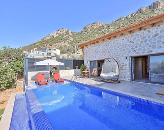 Kaş Bezirgan'da Deniz Manzaralı, Özel Havuzlu, Jakuzili, Lüks Villa - 4