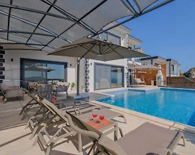 Kaş Bezirgan'da Deniz Manzaralı, Özel Havuzlu, Jakuzili, Lüks Villa - 2