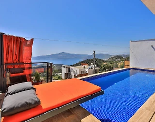Kaş Bezirgan'da Deniz Manzaralı, Özel Havuzlu, Konforlu Kiralık Villa - 5
