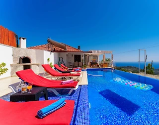 Kaş Bezirgan'da Deniz Manzaralı, Özel Havuzlu, Konforlu Villa - 1