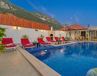 Kaş Bezirgan'da Deniz Manzaralı, Özel Havuzlu, Konforlu Villa - 3