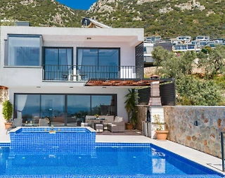 Kaş Bezirgan'da Deniz Manzaralı, Özel Havuzlu, Lüks Villa - 2