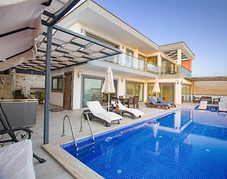 Kaş Bezirgan'da Deniz Manzaralı, Özel Havuzlu, Saunalı Villa - 1