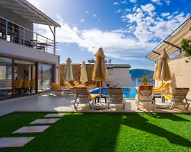 Kaş Bezirgan'da Denize Yakın, Özel Havuzlu, 5+1 Villa - 2