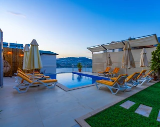 Kaş Bezirgan'da Denize Yakın, Özel Havuzlu, 5+1 Villa - 3