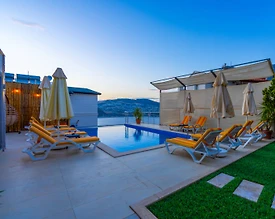 Kaş Bezirgan'da Denize Yakın, Özel Havuzlu, 5+1 Villa - 3