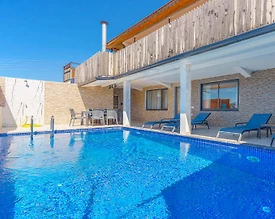 Kaş Bezirgan'da Doğa İle İç İçe, Isıtmalı Havuzlu, 4 Kişilik Villa - 2