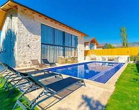 Kaş Bezirgan'da Doğa İle İç İçe, Özel Havuzlu, Bahçeli Villa - 3