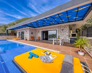 Kaş Bezirgan'da Doğa Manzaralı, Isıtmalı Havuzlu, Balayı Villası - 2