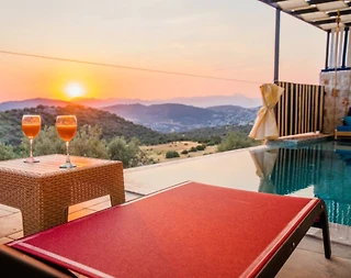 Kaş Bezirgan'da Doğa Manzaralı, Özel Havuzlu, Balayı Villası - 2