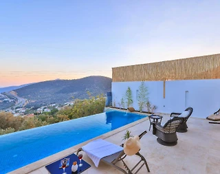 Kaş Bezirgan'da Doğa Manzaralı, Özel Havuzlu, Balayı Villası - 3