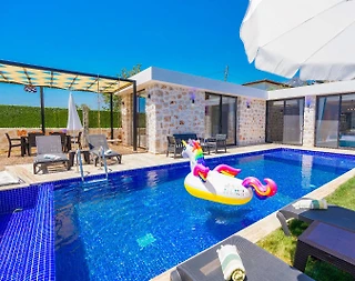 Kaş Bezirgan'da Doğa Manzaralı, Özel Havuzlu, Jakuzili, 2+1 Villa - 1