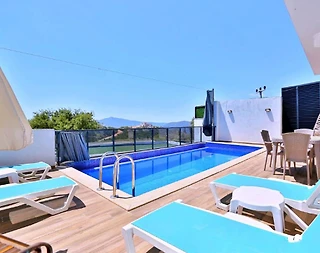 Kaş Bezirgan'da Doğa Manzaralı, Özel Havuzlu, Jakuzili Villa - 5