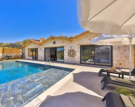 Kaş Bezirgan'da Doğa Manzaralı, Özel Havuzlu, Taş Villa - 2