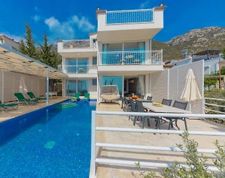 Kaş Bezirgan'da Doğa ve Deniz Manzaralı, Özel Havuzlu, Kiralık Villa - 1