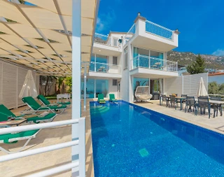 Kaş Bezirgan'da Doğa ve Deniz Manzaralı, Özel Havuzlu, Kiralık Villa - 2