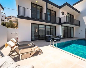 Antalya Kaş'ta Doğayla Baş Başa, Özel Havuzlu, 3+1 Villa - 2