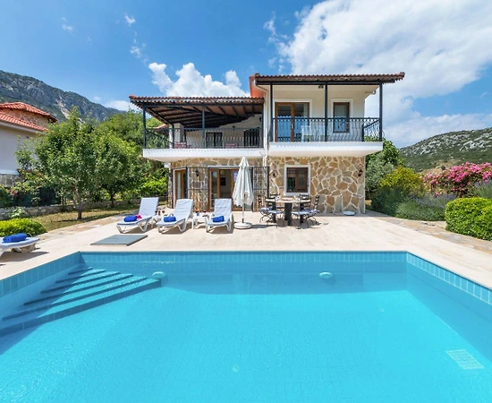 Kaş Bezirgan'da Enfes Doğanın Ortasında, Özel Havuzlu, Kiralık Villa - 1