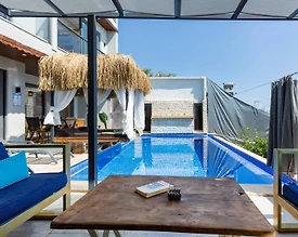 Kaş Bezirgan'da Enfes Manzaralı, Özel Havuzlu, Jakuzili, Modern Villa - 2