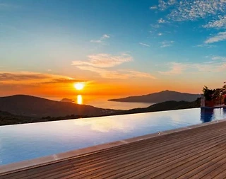 Kaş Bezirgan'da Eşsiz Deniz Manzaralı, Özel Havuzlu, Otantik Villa  - 2