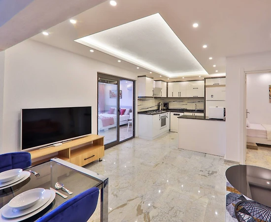 Kaş Bezirgan'da Eşsiz Doğa Manzaralı, Jakuzili, Kiralık Suit - 1